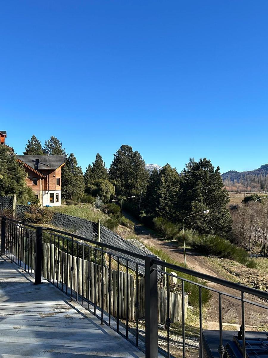 Hermosa Casa en Faldeos de Chapelco 4