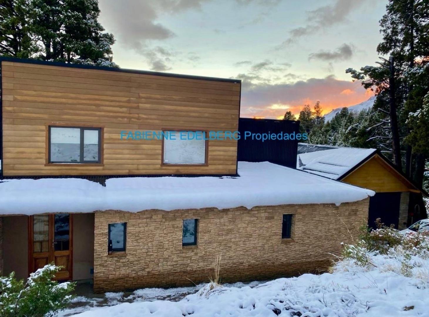 Casa en venta barrio Handel con pileta y quincho - San Martin de los Andes