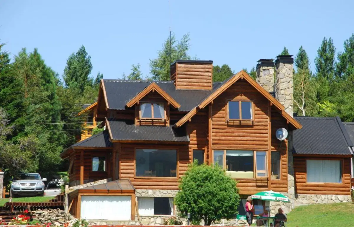 VENTA HOSTERIA EN LAGO LOLOG | 5 habitaciones  Edificio comercial | SAN MARTIN DE LOS ANDES 2