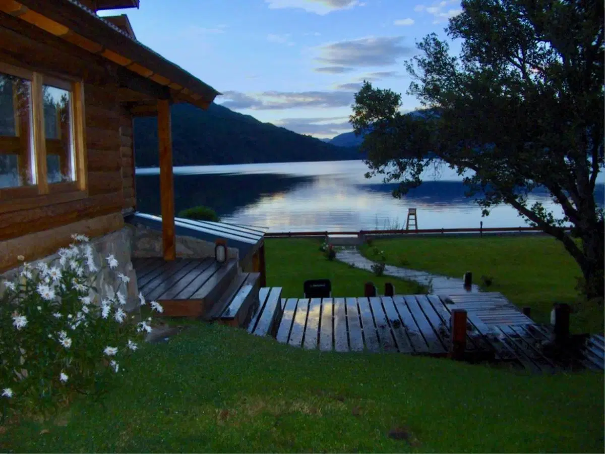 VENTA CASA HOSTERIA EN LAGO LOLOG - SAN MARTIN DE LOS ANDES 3