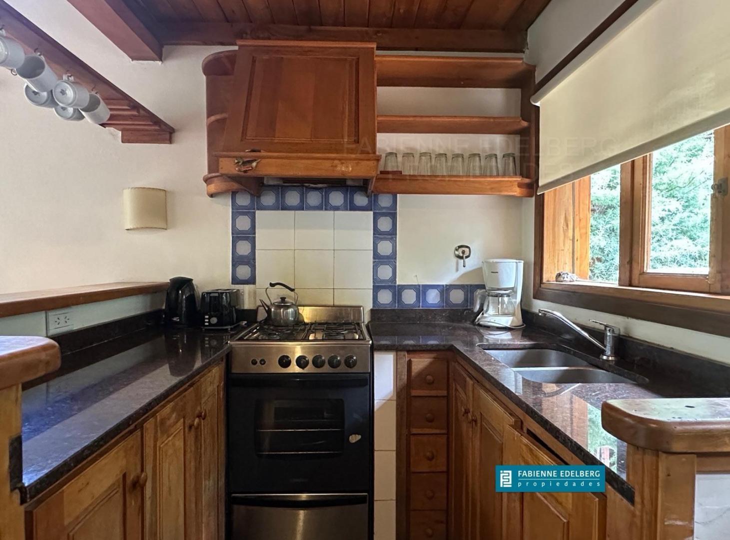 Foto de Oportunidad en Altos del Sol – Casa con Excelente Potencial de, imagen 3