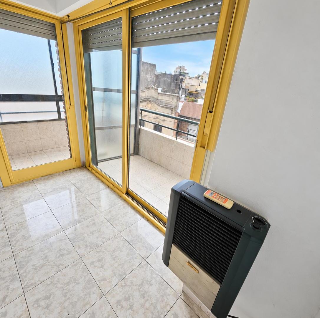 Foto de Impecable departamento 2 ambientes con balcon al frente, imagen 3