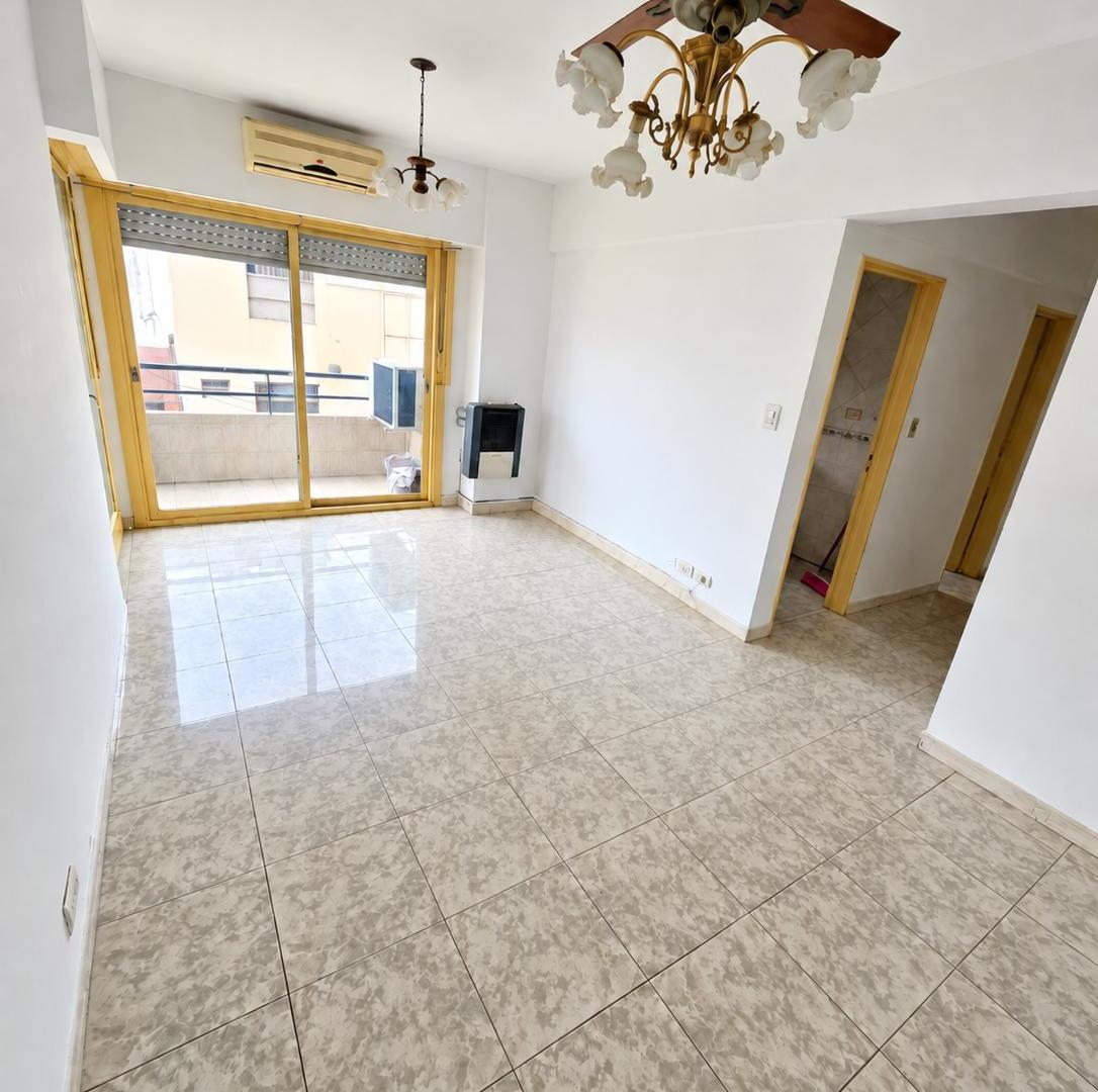 Foto de Impecable departamento 2 ambientes con balcon al frente, imagen 1