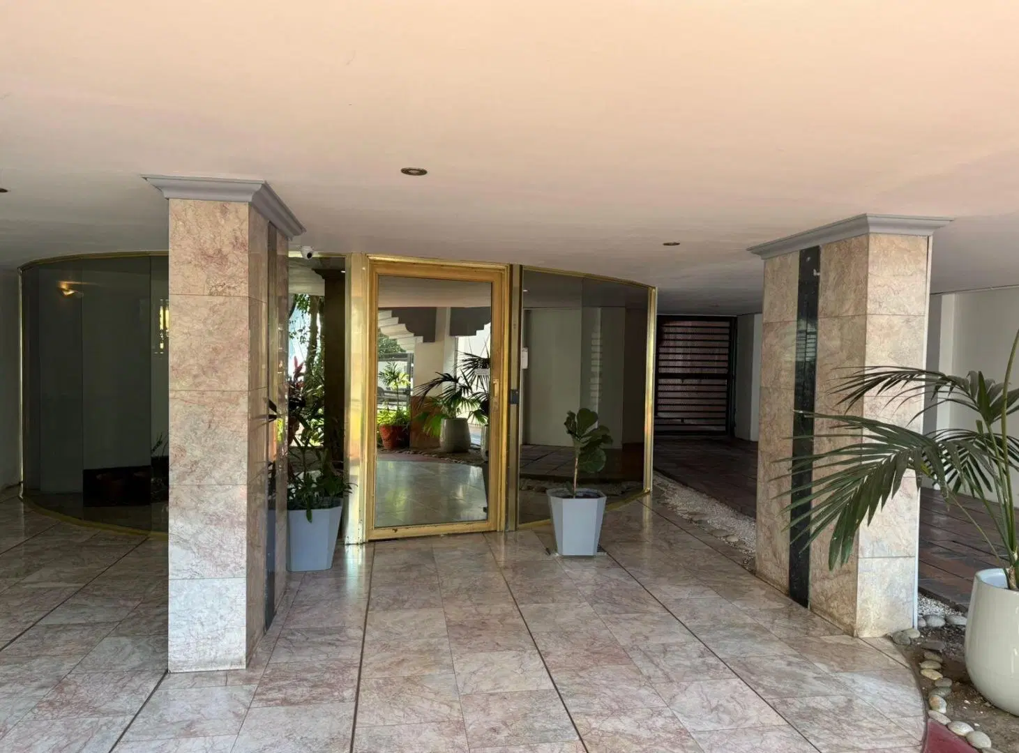 Departamento 3 ambientes en Moron 5