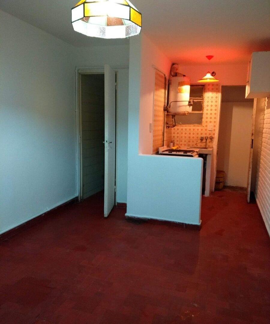 Foto de Duplex 2 ambientes con cochera - Castelar norte, imagen 2