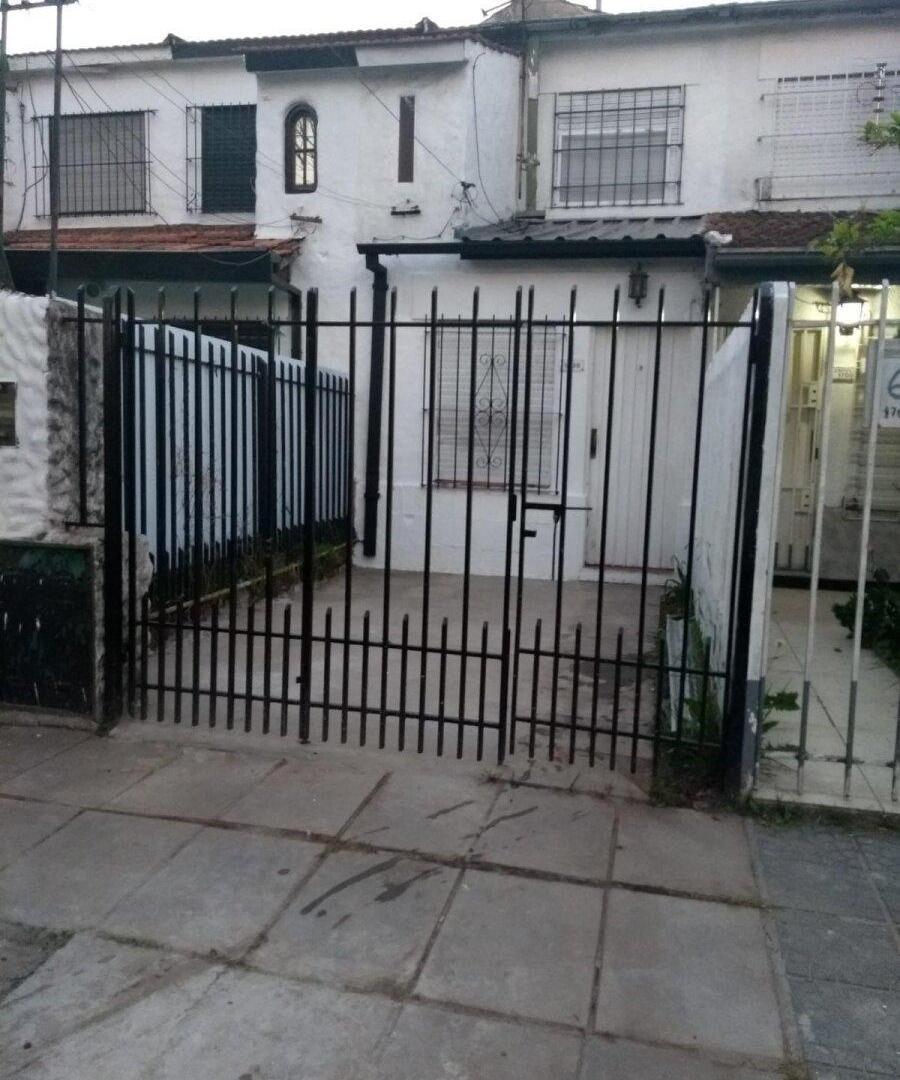Foto de Duplex 2 ambientes con cochera - Castelar norte, imagen 1