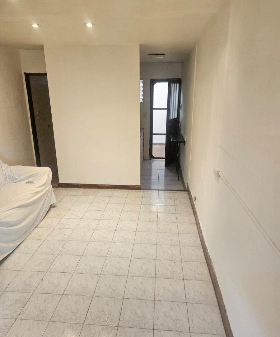 Foto de Duplex 2 ambientes en alquiler - castelar norte, imagen 4