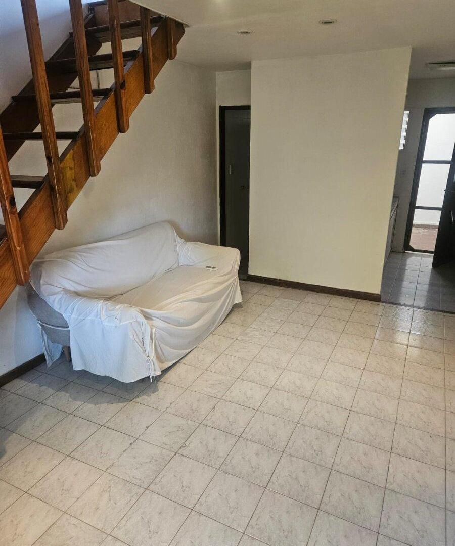 Foto de Duplex 2 ambientes en alquiler - castelar norte, imagen 3