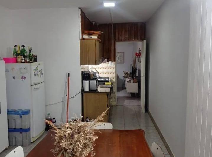 VENDO CASA 3 DORM 143M2 CUB - 330 TER M2 - B° J. NEWBERY - BANCOR -U$S 75.000 4