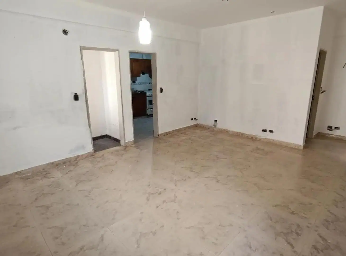 Venta de Casa Multifamiliar - Villa Luzuriaga 1