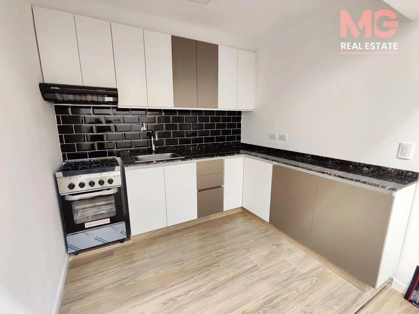 VENTA PH 4 Amb Reciclado CON TERRAZA y QUINCHO PROPIO 3