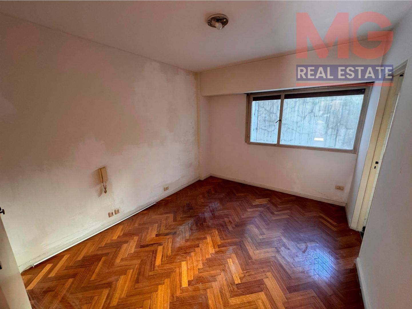 Foto de VENTA 2 amb 44m2 Totales - Viamonte 400, imagen 4