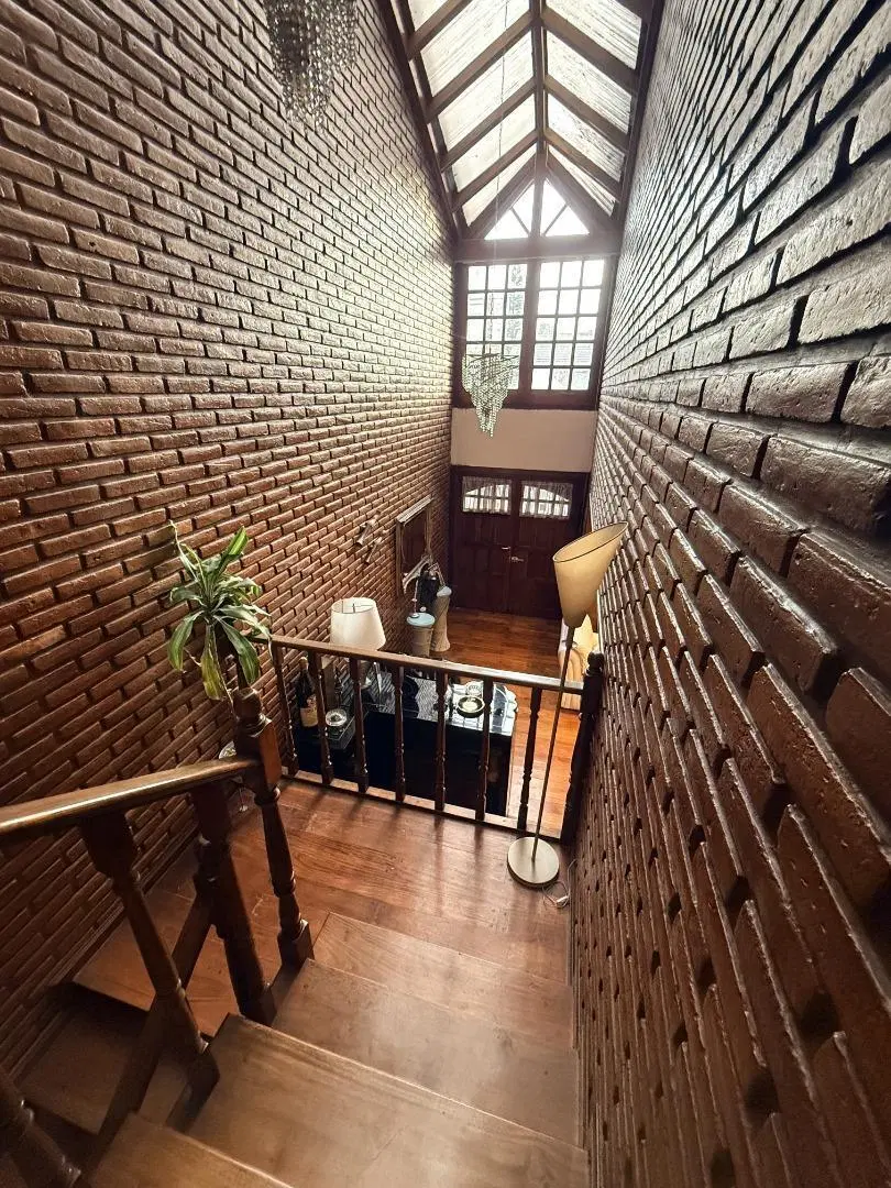 CASA 6 AMBIENTES DE CATEGORIA — 318 M² — CASEROS NORTE 8