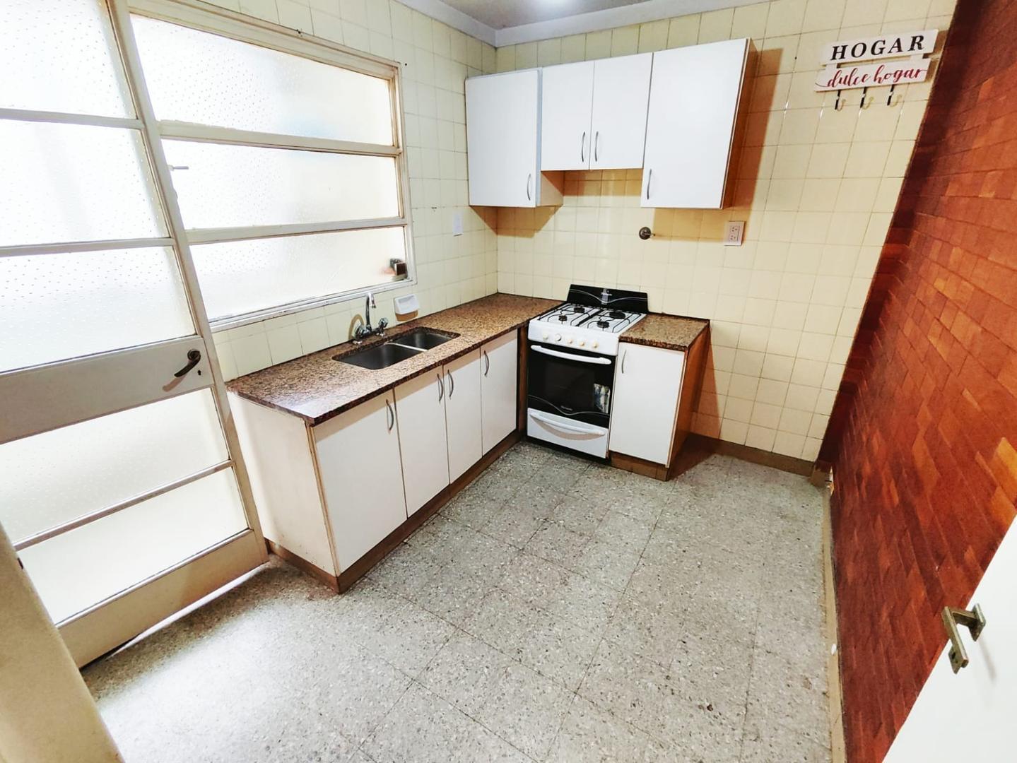 Foto de Venta Oportunidad 4 amb 80 m2 + Cochera - Villa Devoto, imagen 2