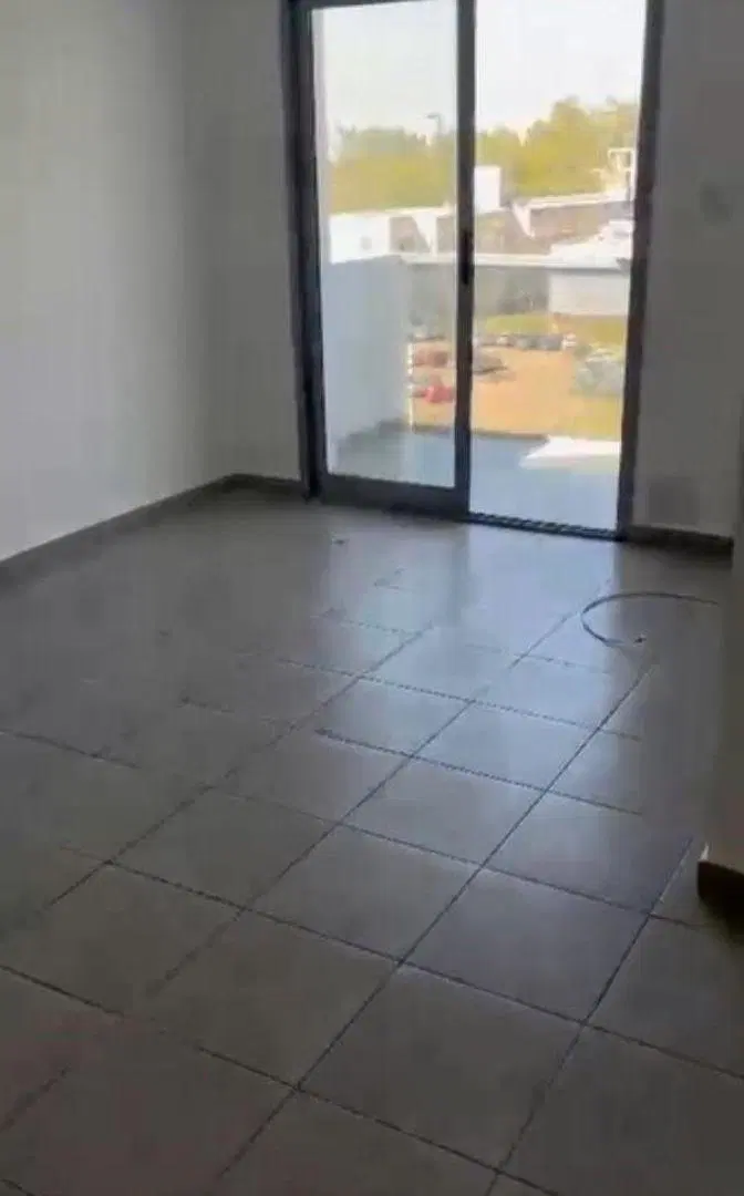 Alquilo dpto 1 dorm c/balcón. Güemes. 4