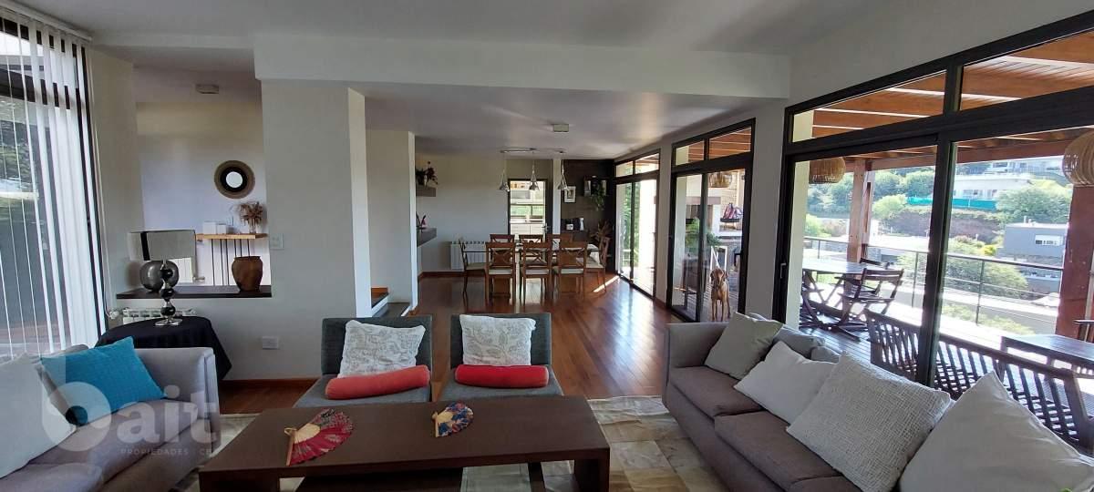 Venta Casa en La Rufina 4 Dorm. Vistas Panoramicas y Parque 3