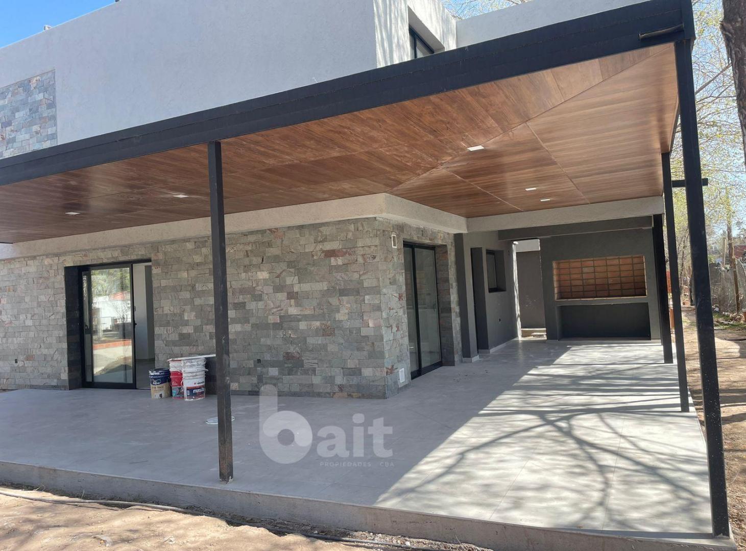 VENDO CASAS EN HOUSING A ESTRENAR 3 DORMITORIOS PISCINA ESCRITORIO SEGURIDAD