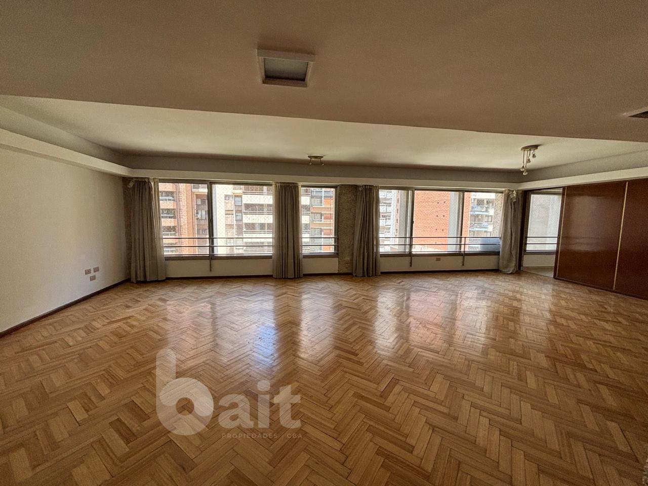 VENDO PISO DE CATEGORIA NUEVA CORDOBA 3 DORMITORIOS CON COCHERA Y BAULERA