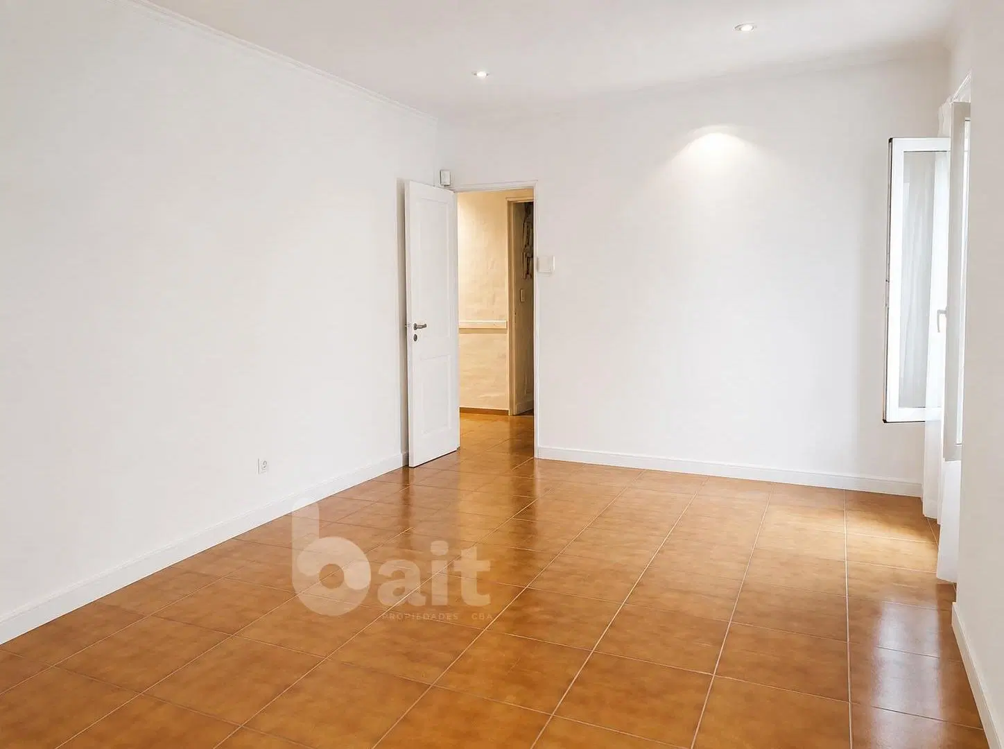 VENDO CASA 3 DORMITORIOS COCHERA PILETA LAVADERO UNA PLANTA URCA 1
