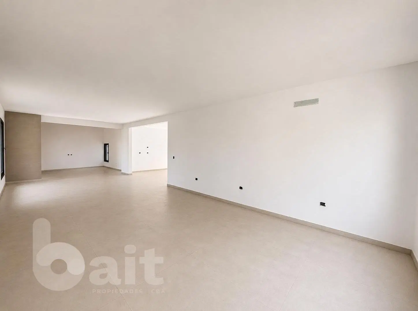 Venta propiedad El Terron, una sola planta, 4 dormitorios, fondo golf 3