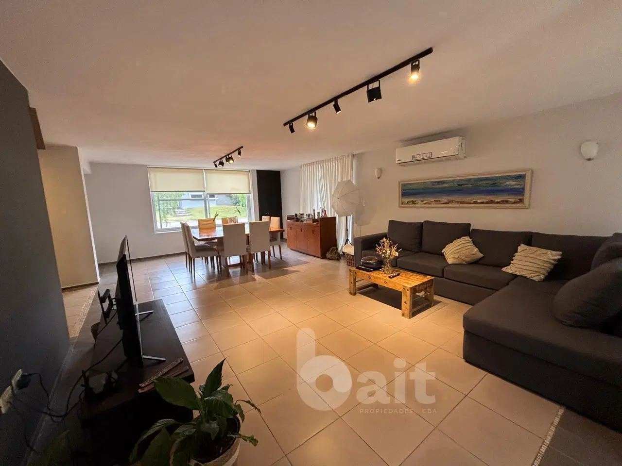 VENDO CASA 3 DORMITORIOS CON PISCINA EL BALCON VALLE ESCONDIDO 1
