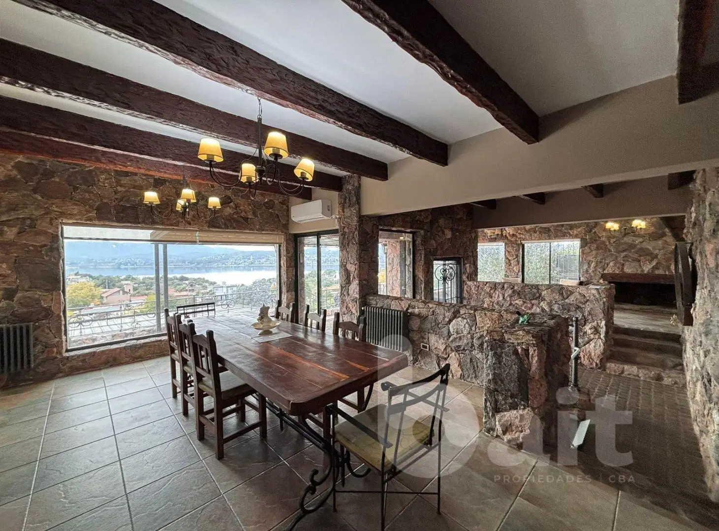 Venta casa 4 dormitorios en Villa del Lago, Carlos Paz 5