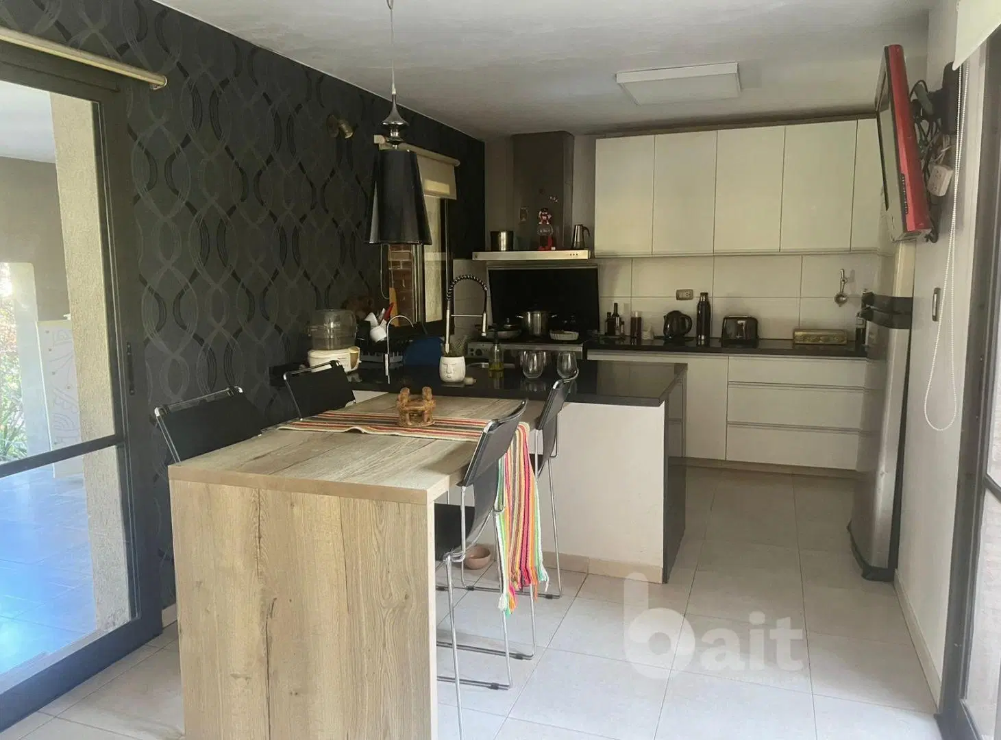 VENDO CASA 3 DORMITORIOS MAS ESCRITORIO LA RUFINA 8