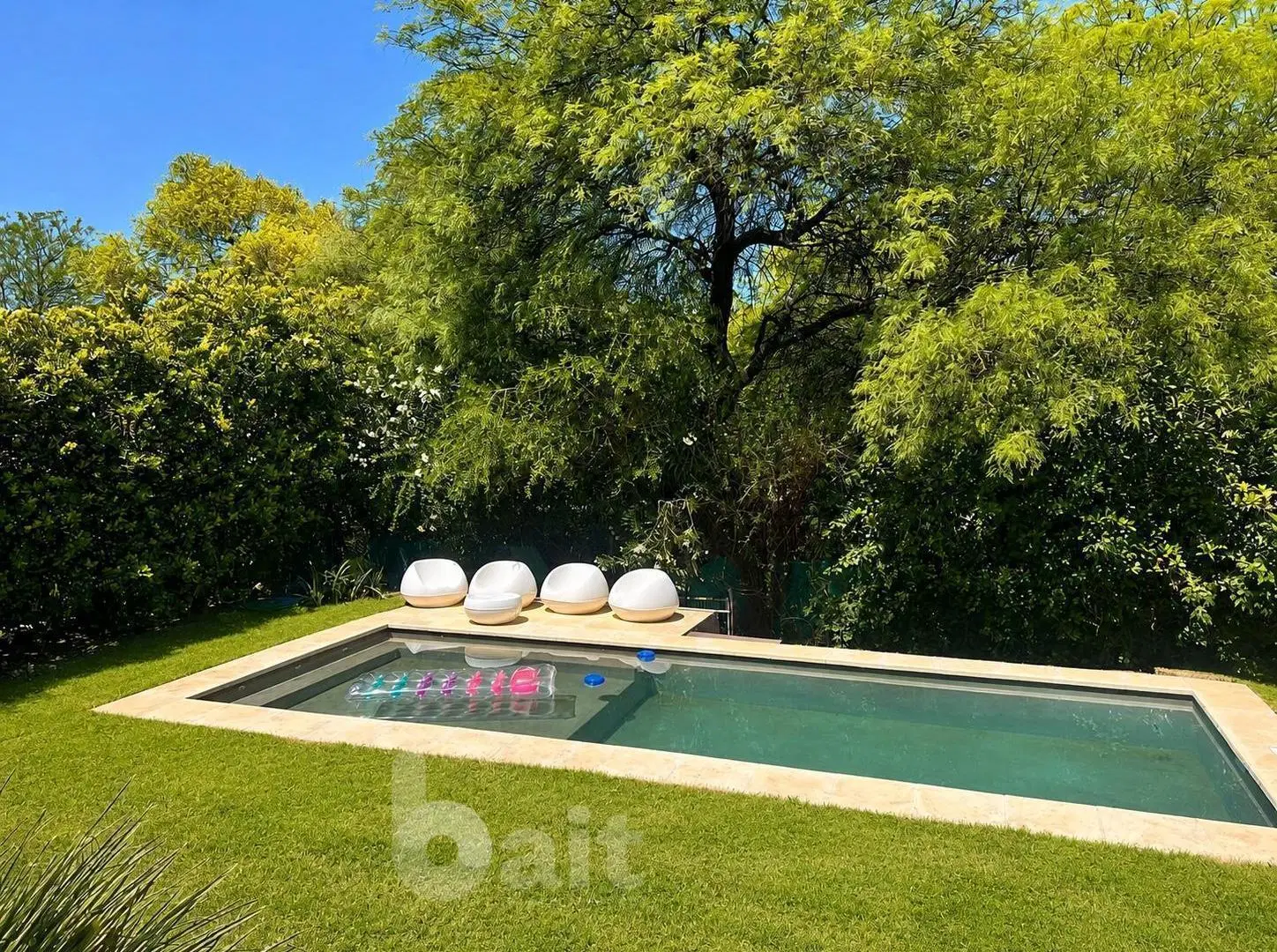 VENDO CASA 3 DORMITORIOS MAS ESCRITORIO LA RUFINA 4