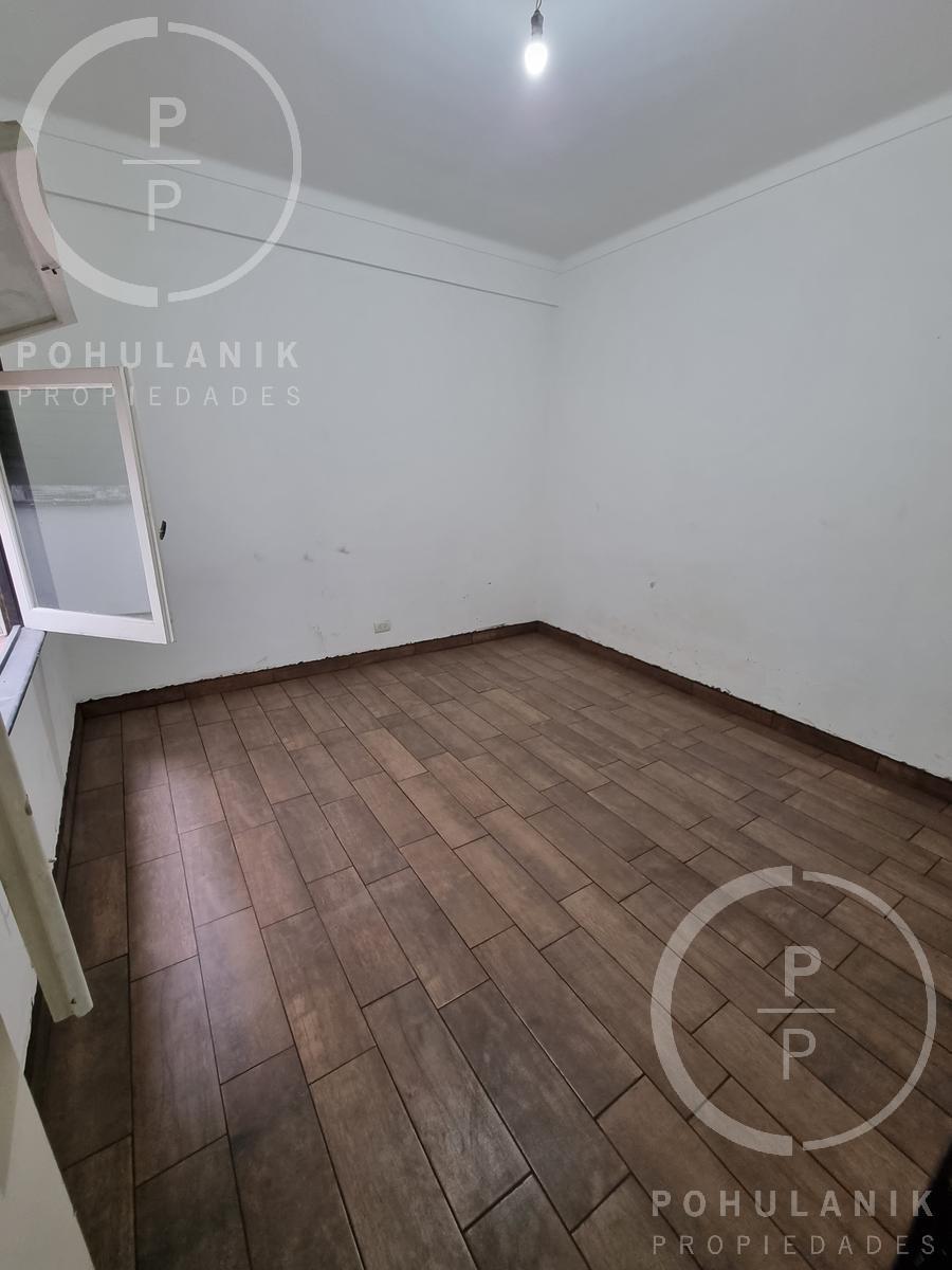 Venta Hermoso Departamento de 2 Ambientes en Flores. 2
