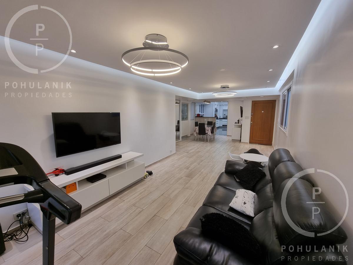 Venta Impecable Piso de 4 Ambientes con Dependencia y Cochera. Villa Crespo 3