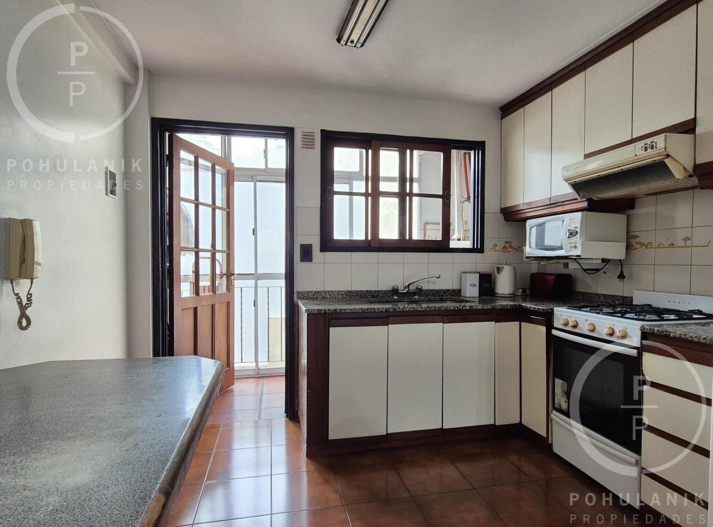 Foto de Venta 3 ambientes en dúplex con balcón aterrazado en Flores, imagen 4