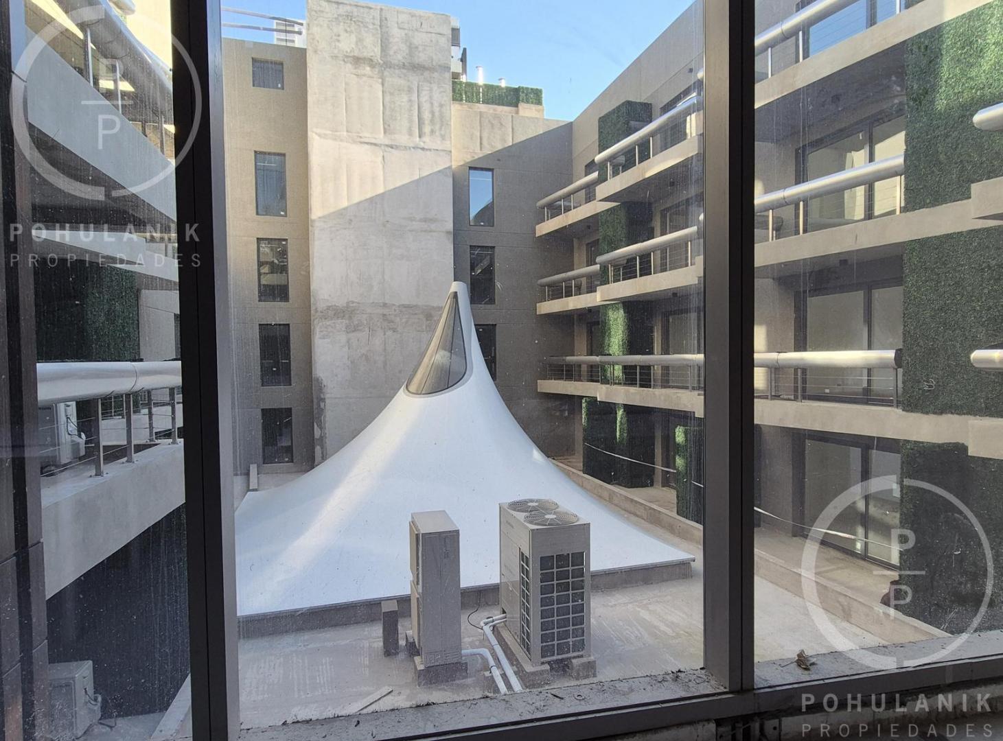 Venta oficina en Palermo. Torre Qiub.