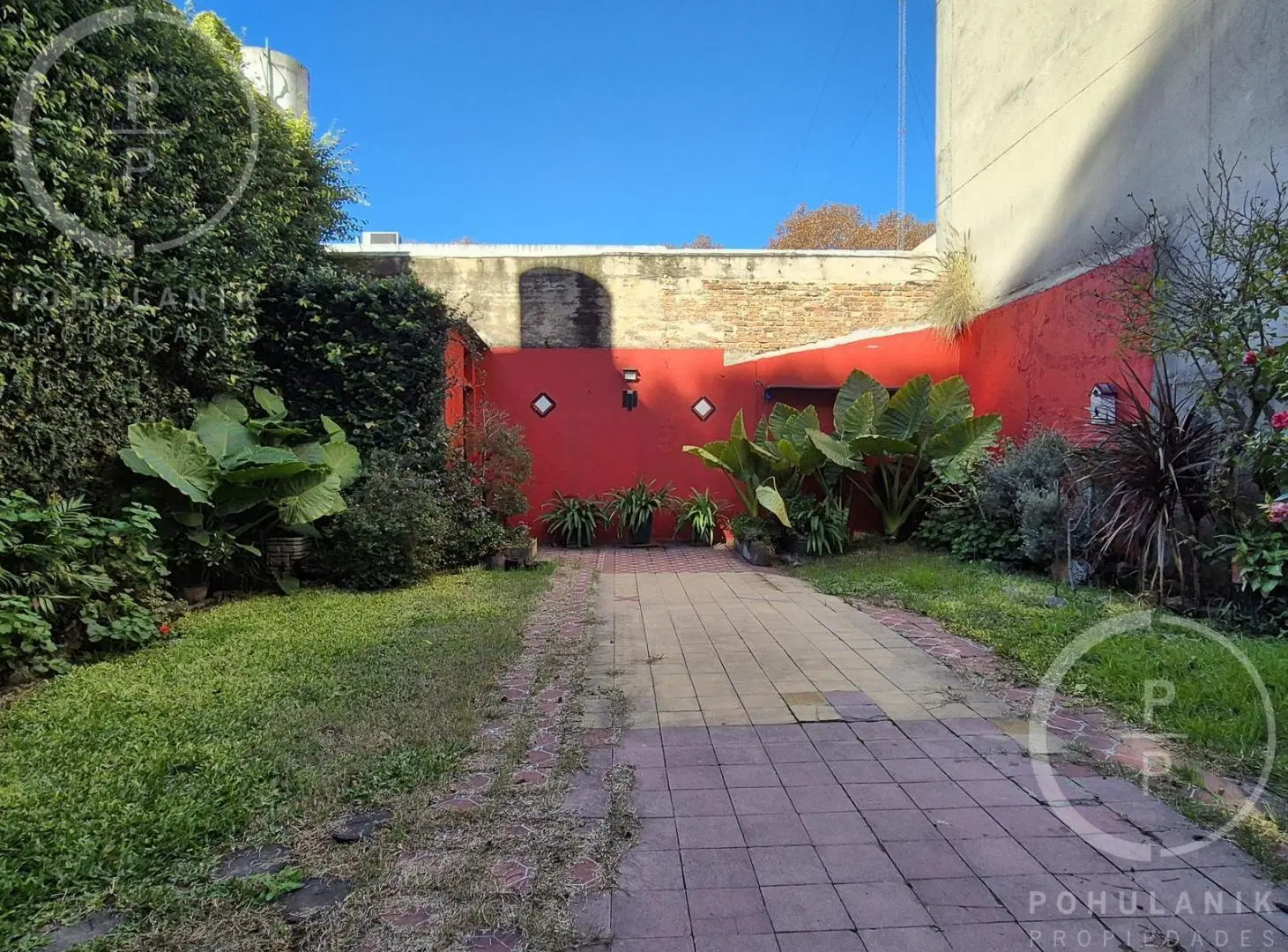 Alquiler casa con Jardín y terraza en Chacarita. 3