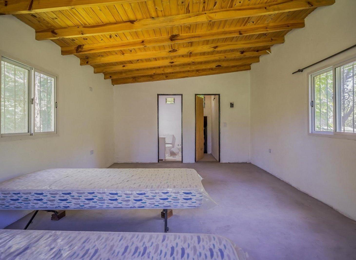 CASA QUINTA DE 4200 M2 + PARQUE VEGETACIÓN + PILETA