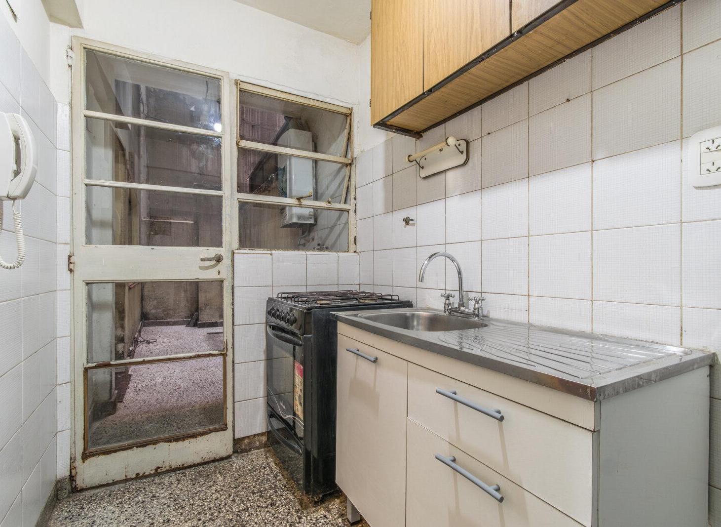 VENTA DEPARTAMENTO 2 AMBIENTES PRIMER PISO CON PATIO EN PALERMO
