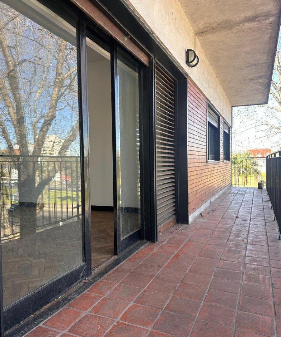 Foto de VENTA 4 AMBIENTES EN SAAVEDRA + COCHERA + TERRAZA, imagen 2