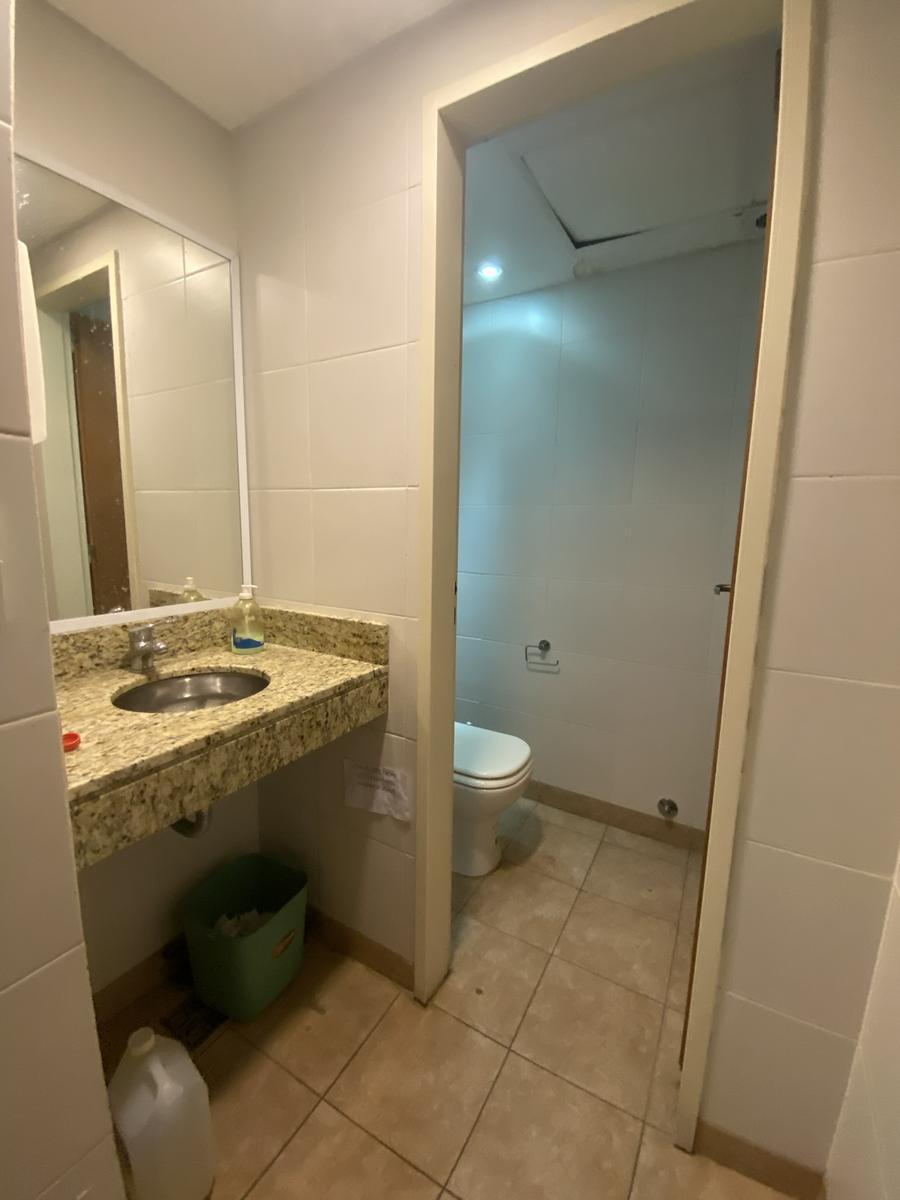 Oficina Comercial con Cuatro Cocheras - Cochera - Centro - Microcentro 5