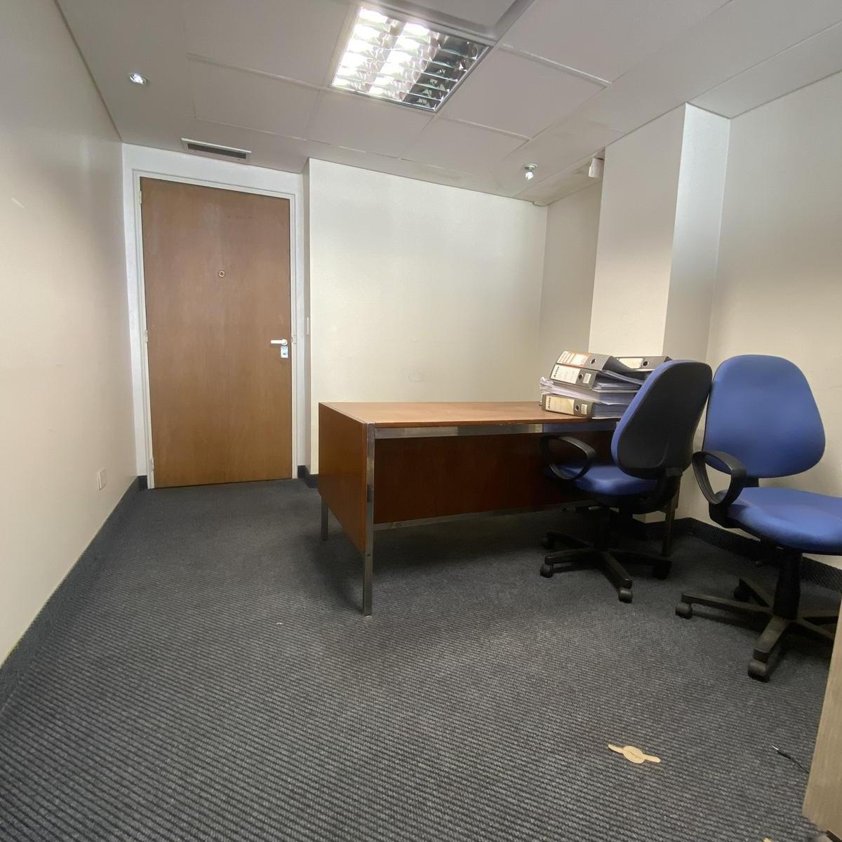 Oficina Comercial con Cuatro Cocheras - Cochera - Centro - Microcentro 3