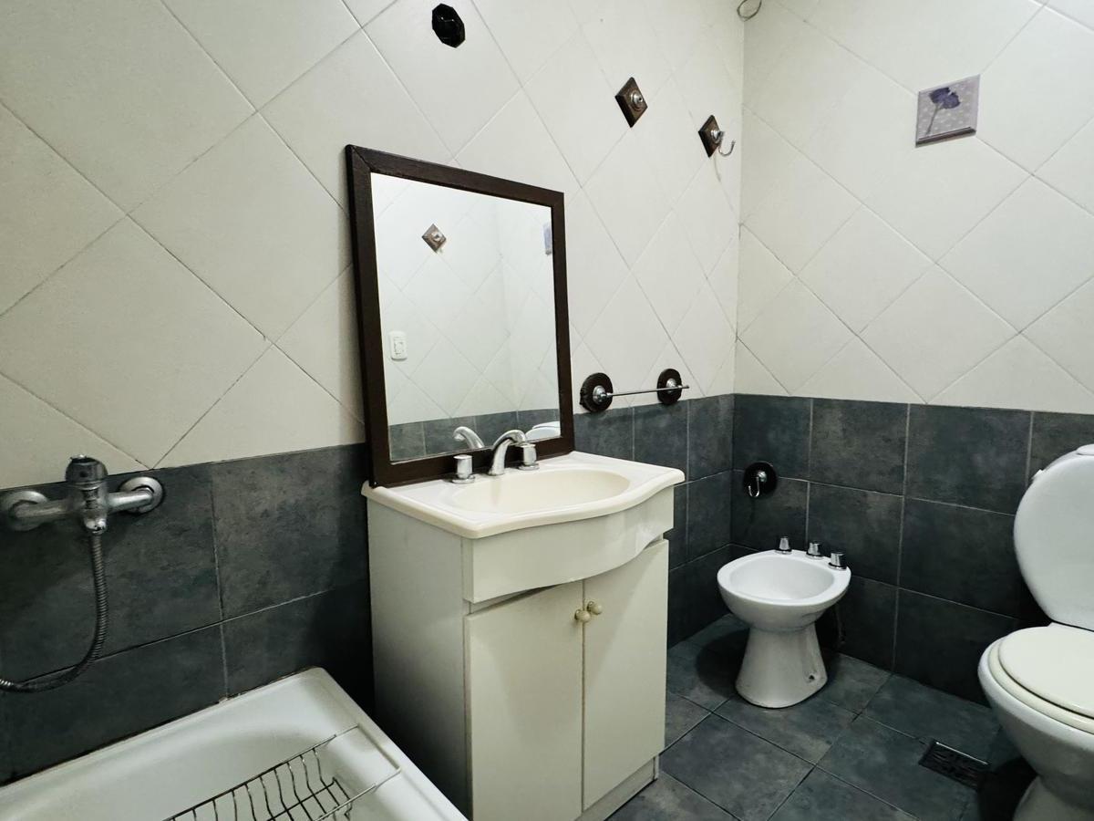 Foto de VENTA DUPLEX 4 AMBIENTES CON COCHERA EN TEMPERLEY, imagen 5