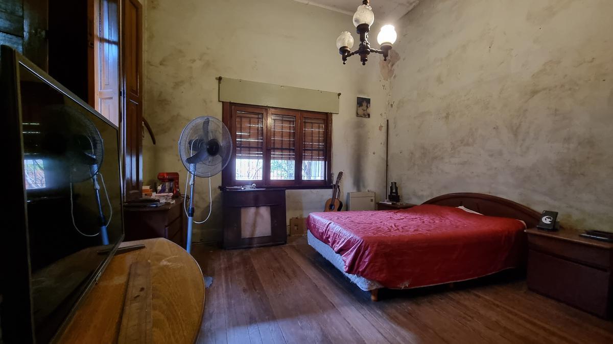 Venta Casa 4 Ambientes en Excelente Ubicacion de Lanus Oeste 1