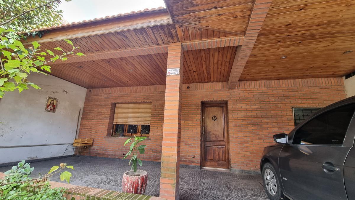 Venta Casa 4 Ambientes en Excelente Ubicacion de Lanus Oeste 3