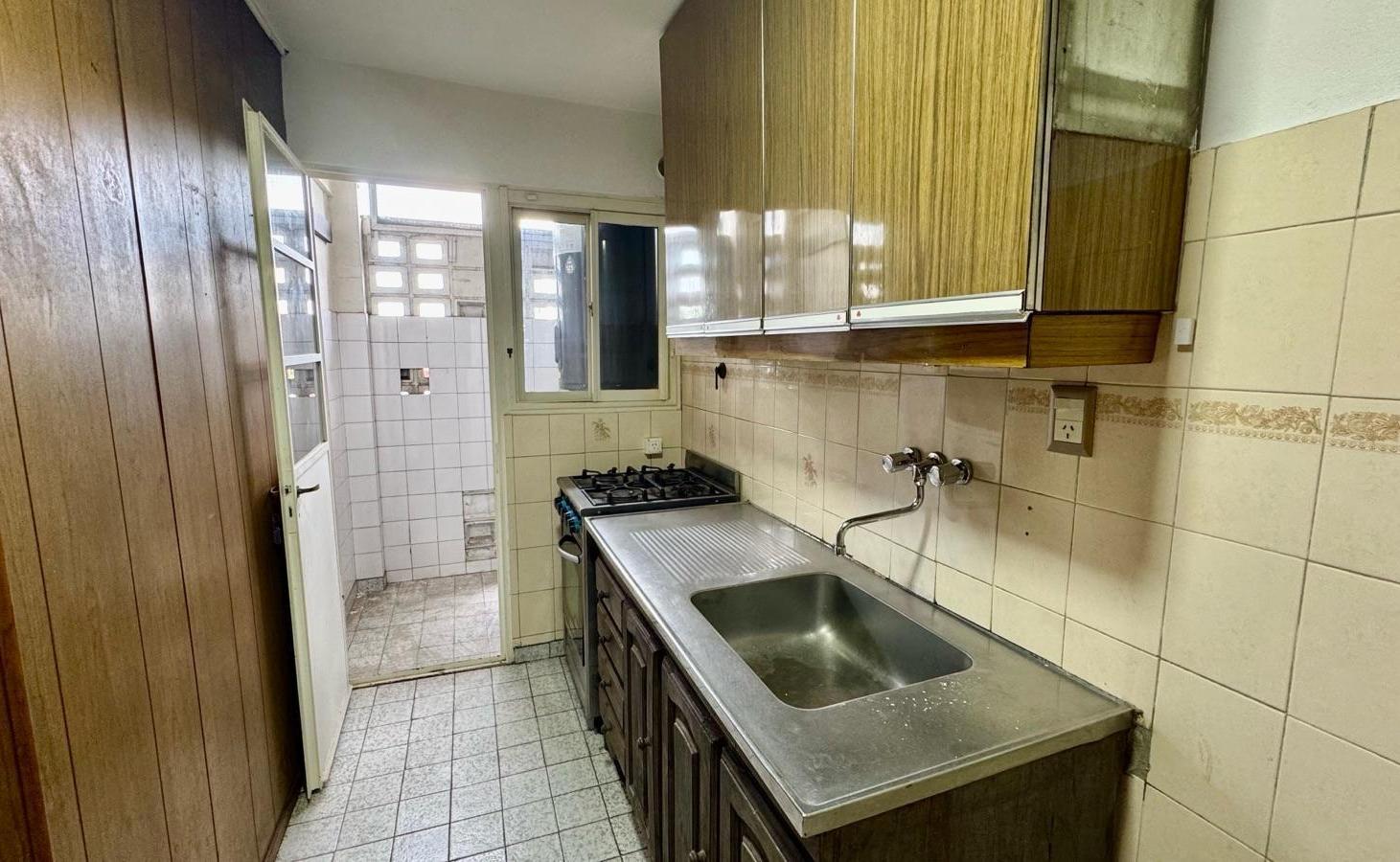 VENTA DEPARTAMENTO 4 AMBIENTES EN REMEDIOS DE ESCALADA
