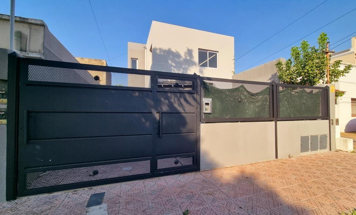 VENTA DUPLEX 3 AMBIENTES EN TEMPERLEY