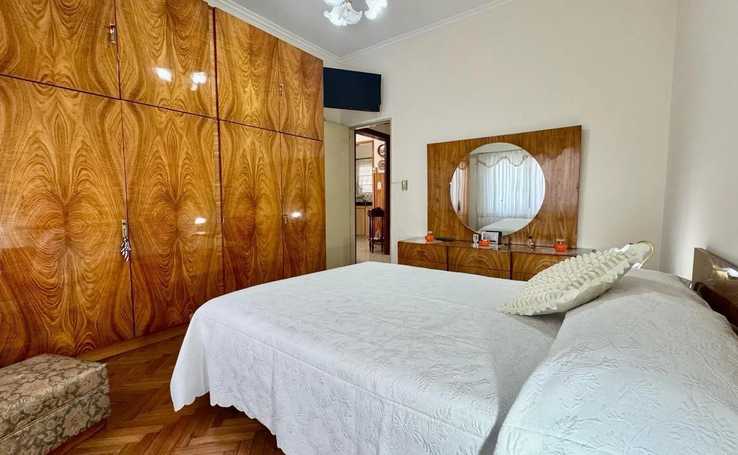 Venta Casa 3 Amb con Quincho, Jardín   Departamento Independiente en Remedios de Escalada 3