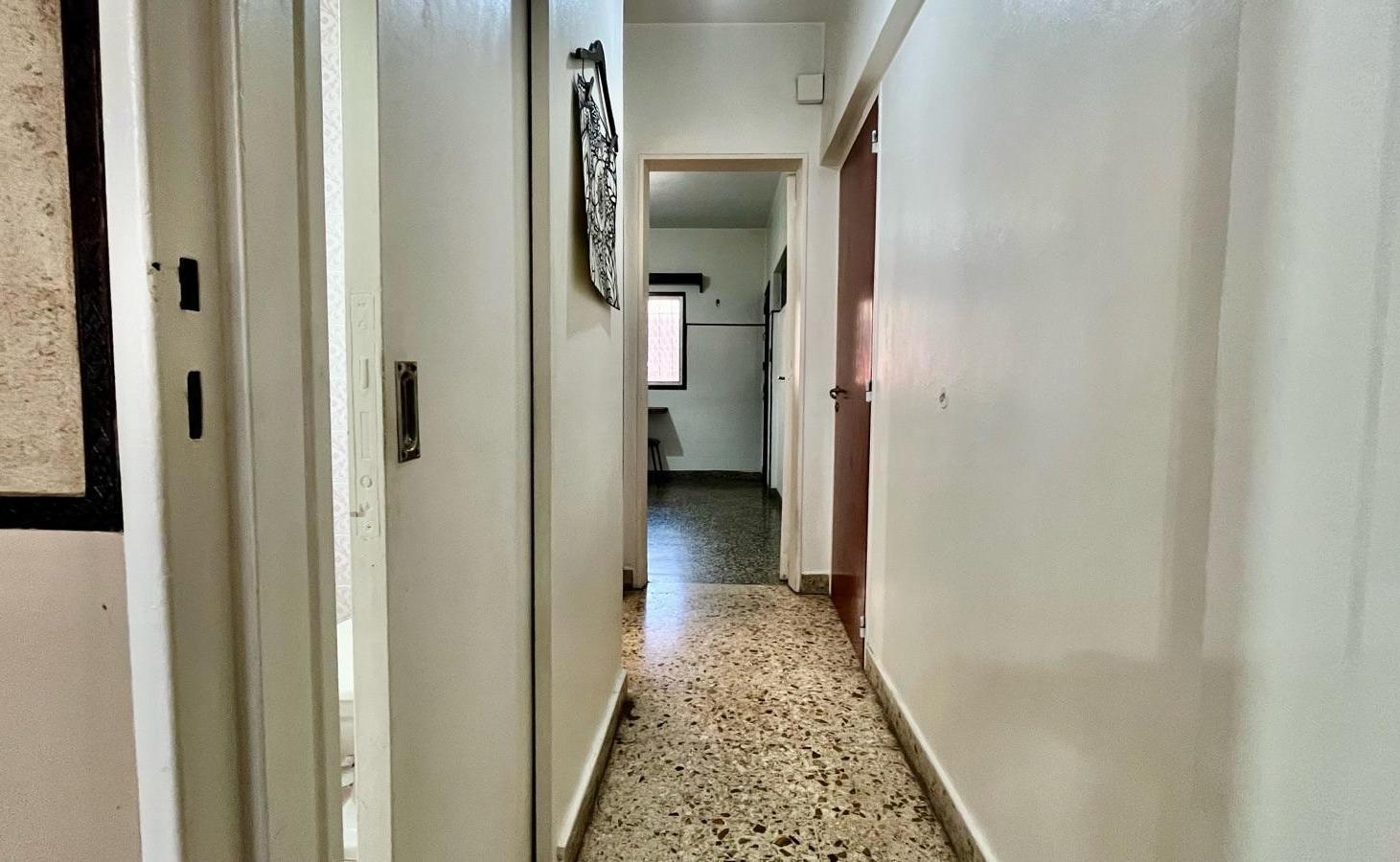 Foto de Venta Casa de 4 ambientes con cochera, patio, quincho en Remedios de, imagen 5