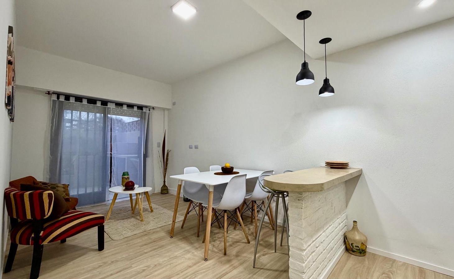 Foto de VENTA PH 3 AMBIENTES RECICLADO CON PATIO EN BANFIELD OESTE, imagen 2