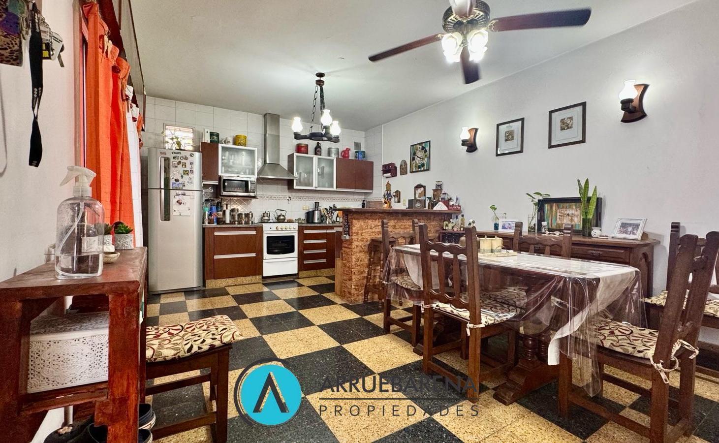 Foto de VENTA DE CASA CON FONDO LIBRE Y PILETA, imagen 5