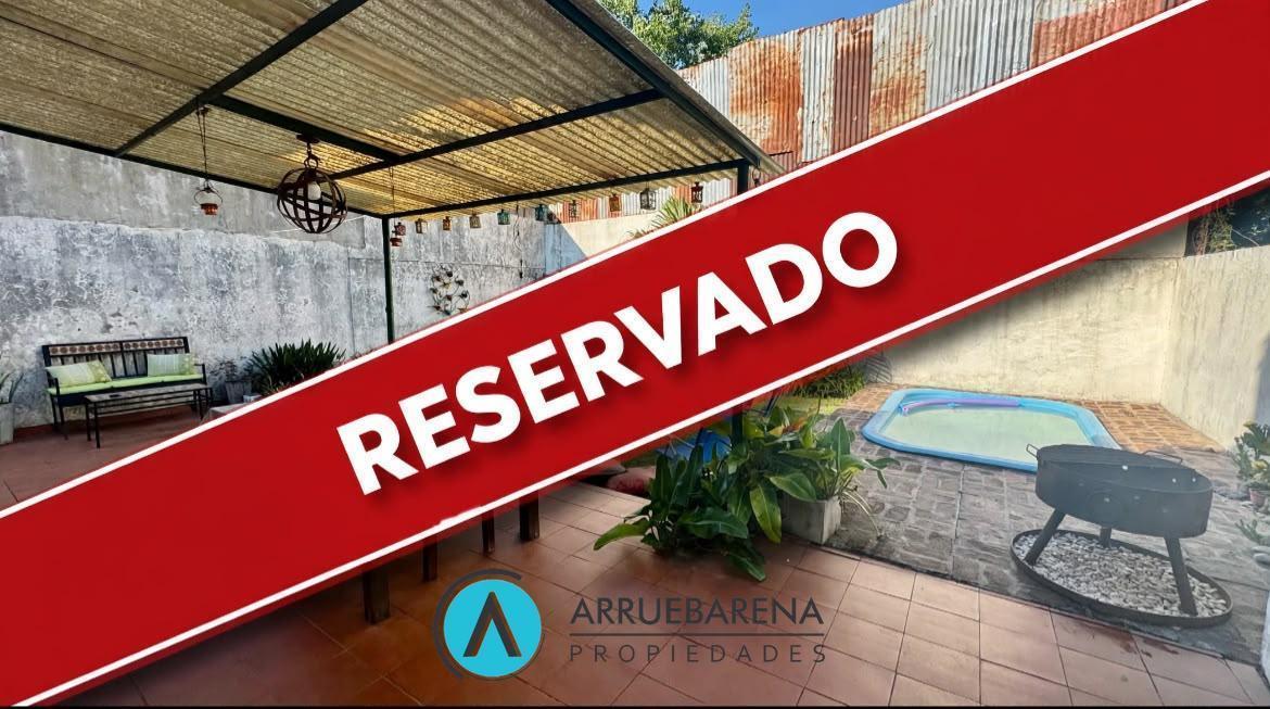 Foto de VENTA DE CASA CON FONDO LIBRE Y PILETA, imagen 2