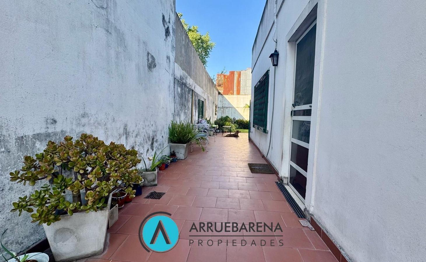 Foto de VENTA DE CASA CON FONDO LIBRE Y PILETA, imagen 4