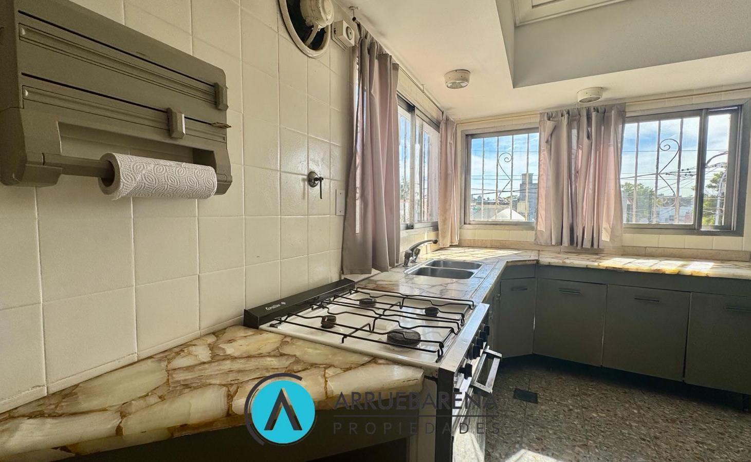 Foto de VENTA PH 2 AMBIENTES SIN EXPENSAS EN LANUS OESTE, imagen 4